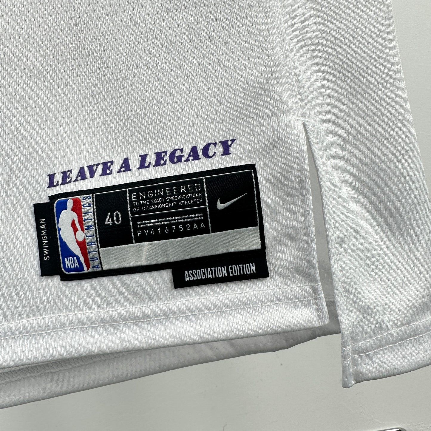 JERSEY LUKA DONCIC - LAKERS 24/25 - ASSOCIATION EDITION