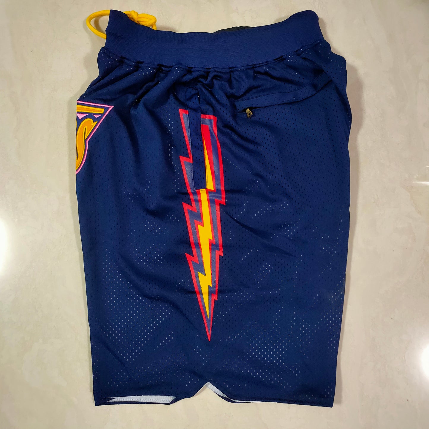 Short NBA - Golden State Warriors